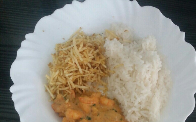 Estrogonofe de camarão