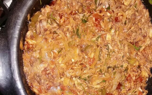Moqueca de aratu desfiado