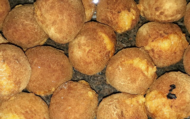 Bolinha de queijo fácil