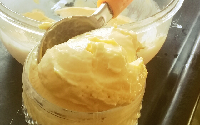 Sorvete caseiro de suco em pó