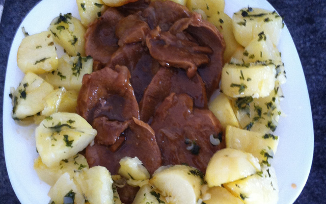 Lagarto ao molho madeira