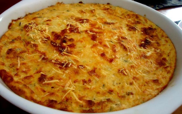 Souflé de abobrinha e patinho moído