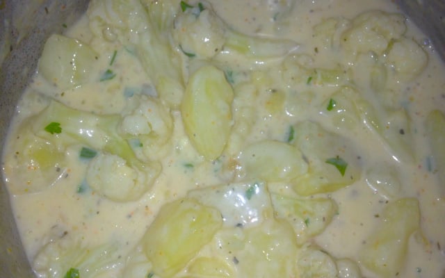 Batata com couve-flor ao molho branco