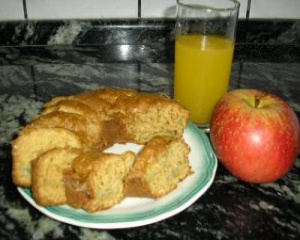 Bolo de maçã da madrinha Marli