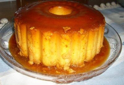 Pudim de iogurte natural