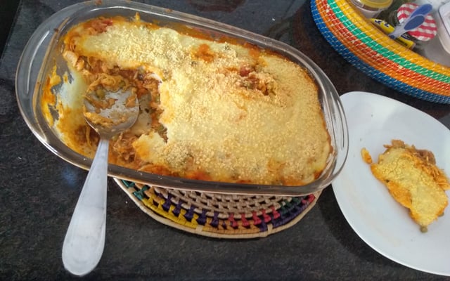 Torta de frango e arroz