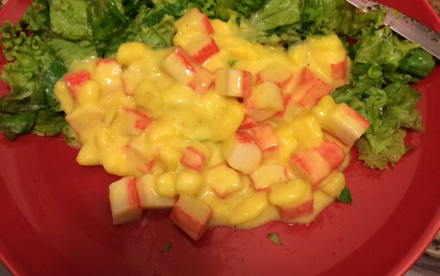 Salada de kani com manga