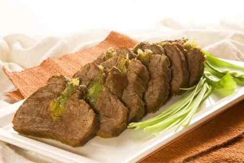 Maminha recheada de legumes