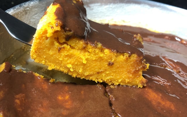Bolo de cenoura vegano