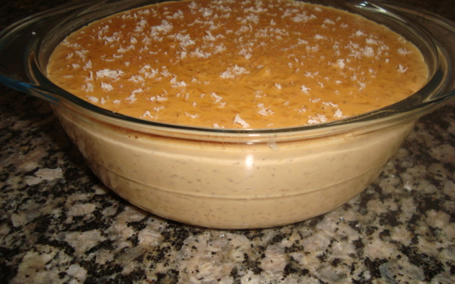 Arroz doce com açúcar queimado