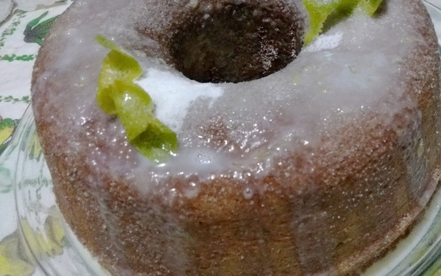 Calda simples para bolo de laranja