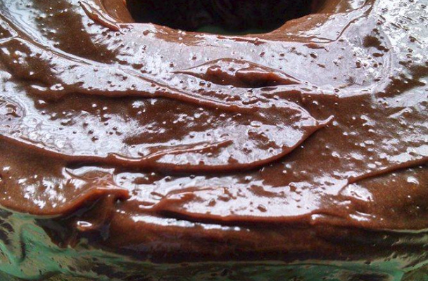 Bolo de chocolate com aveia
