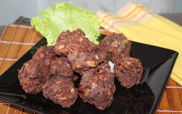 Bolinho de carne moída