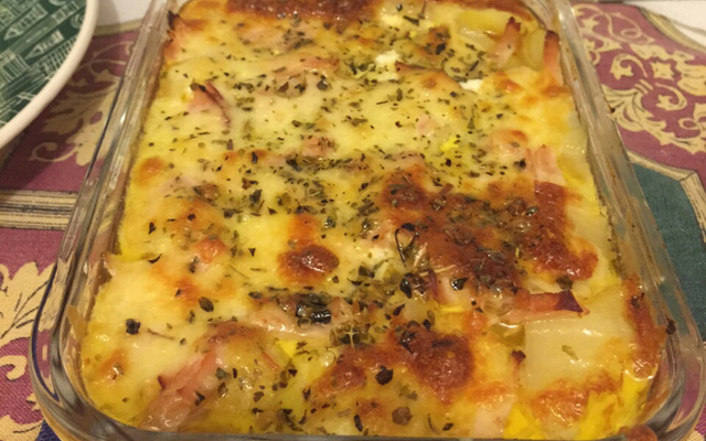 Batata de forno com frango rápida