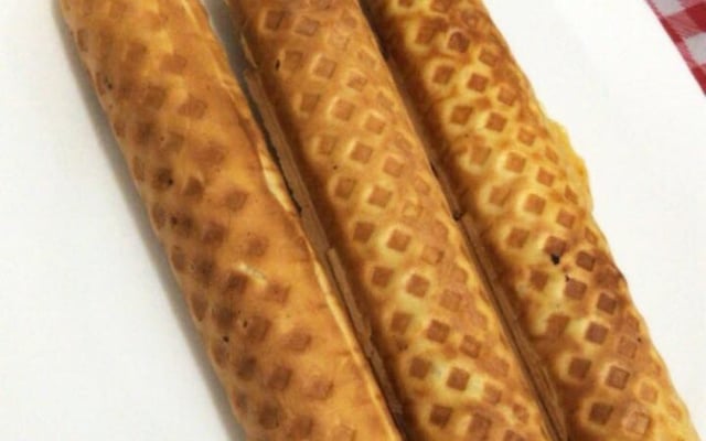 Crepe no palito (crepe suíço)