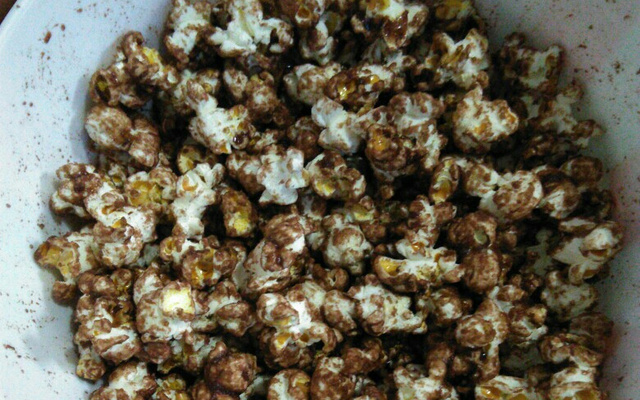 Pipoca doce de chocolate