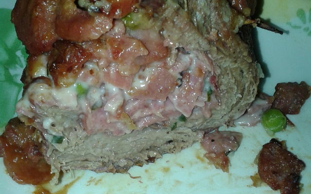 Fraldinha recheada ao molho de requeijão e bacon