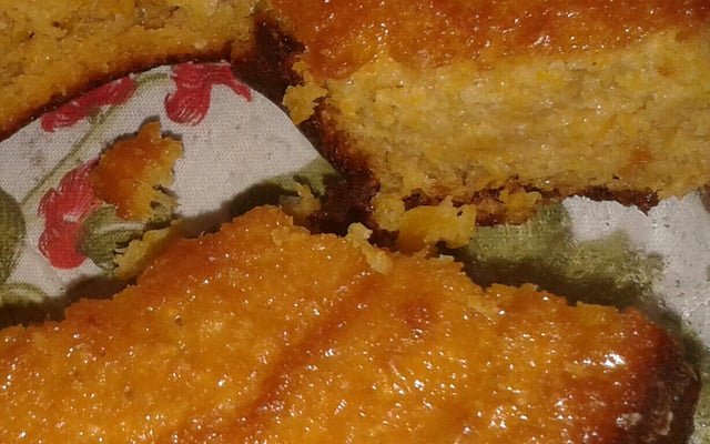 Bolo de milho verde (lata) molhadinho