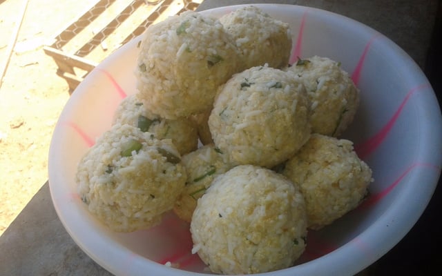 Bolinho de arroz simples da Valéria