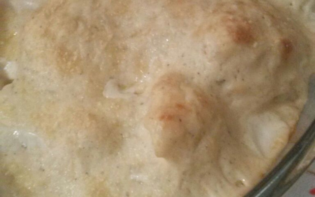 Couve-flor gratinada ao molho branco