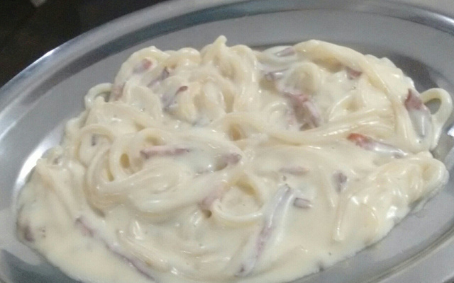 Espaguete carbonaro