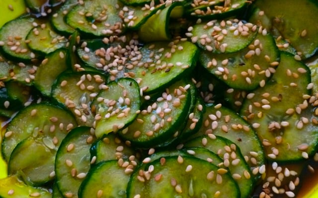 Sunomono (salada de pepino japonês)