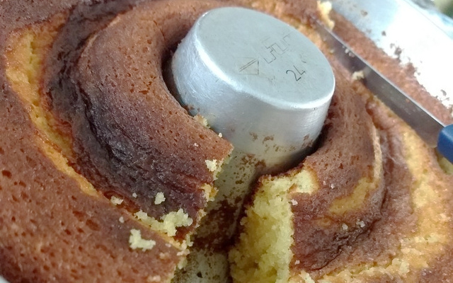 Bolo simples de fubá