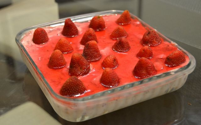 Pavê de morango fácil