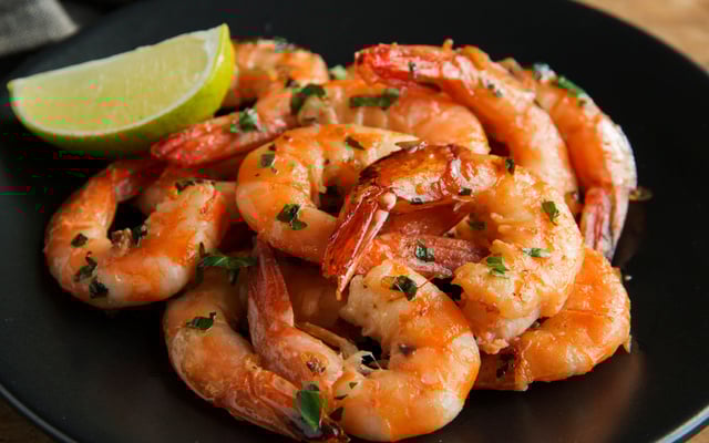 Camarão ao alho e óleo