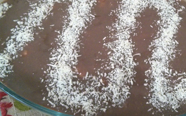 Pavê de chocolate com coco