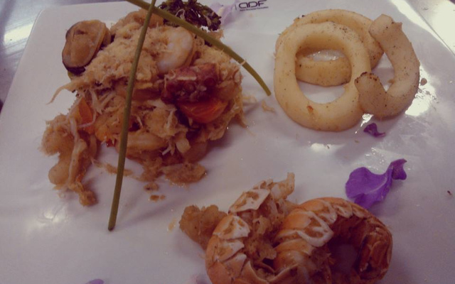 Frigideira de frutos do mar