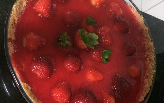 Torta gelada de morango
