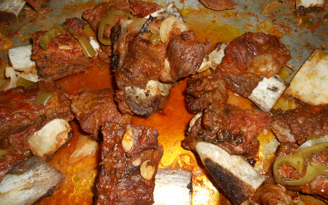 Costelinha de porco assada no forno