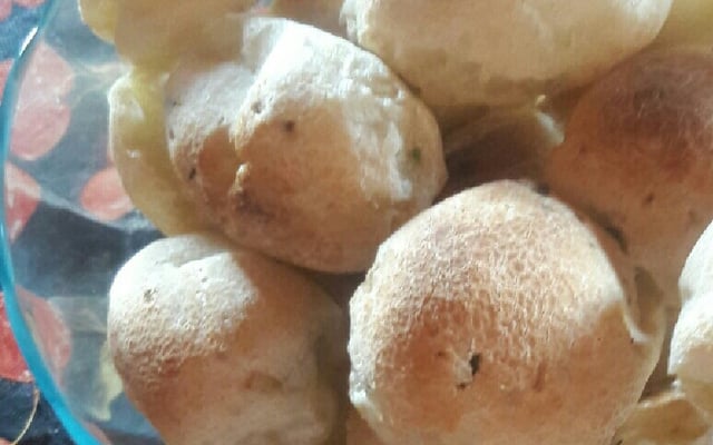 Biscoito mineiro muito prático e delicioso (com medidas de prato)