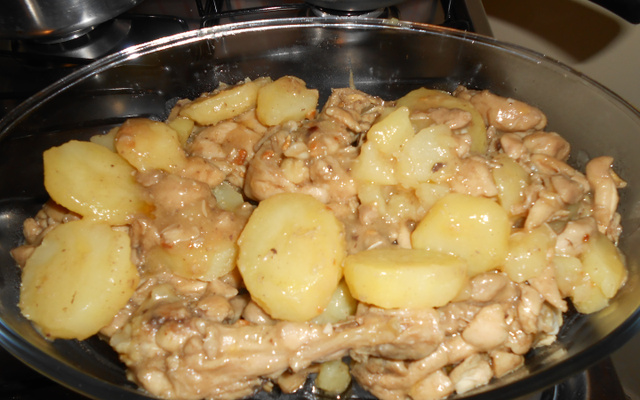 Frango assado com creme de cebola e shoyu