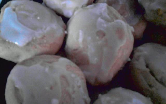 Pãezinhos de maçã com uvas passas