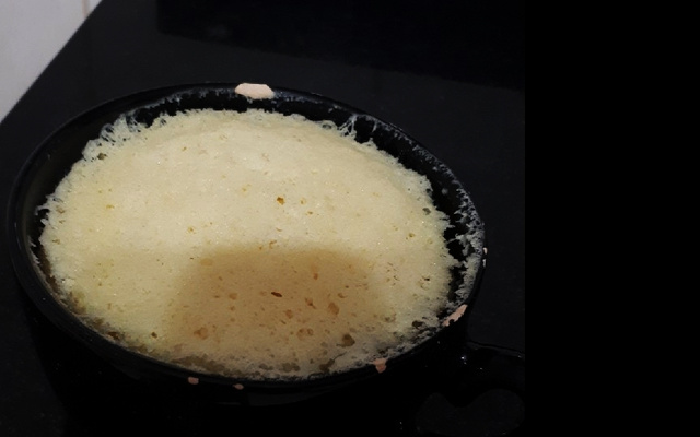 Pão-de-ló na caneca