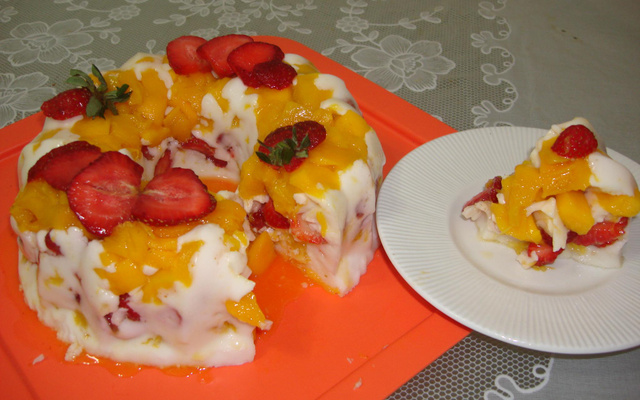 Gelado de morango, laranja e manga Claudiakucau