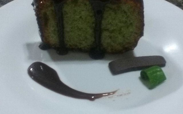 Bolo de espinafre