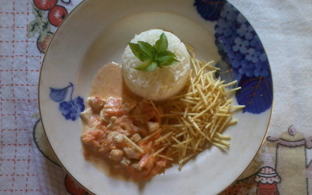 Estrogonofe de frango simples e fácil