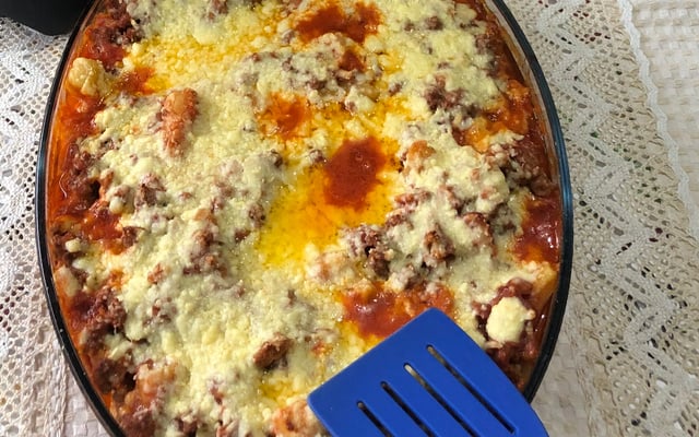 Nhoque de batata baroa à bolonhesa