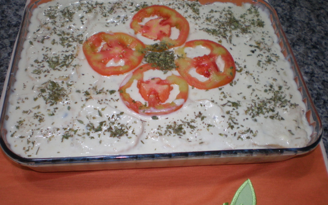 Lasanha de pão e molho branco