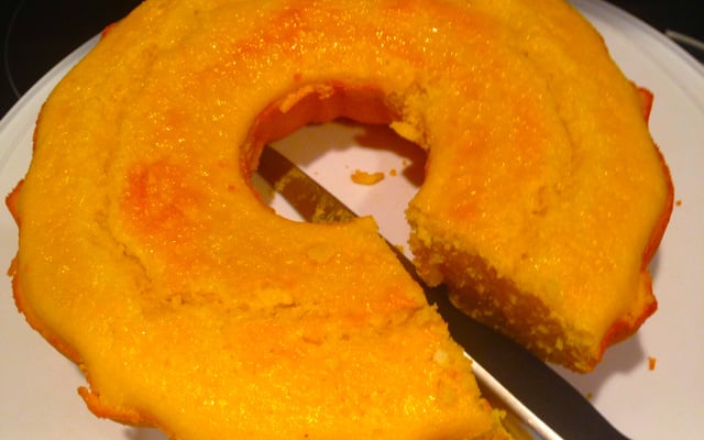 Bolo de milho feito com cuscuz