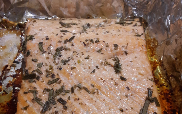 Salmão grelhado bem macio