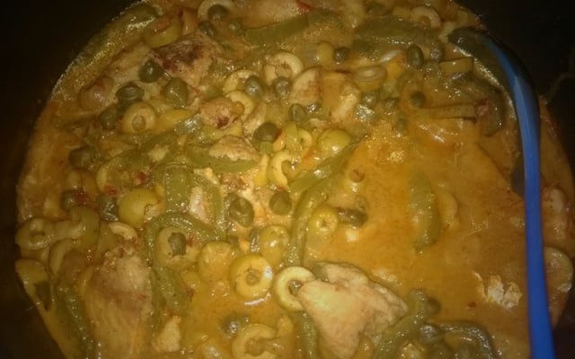 Filé de peixe ao leite de coco