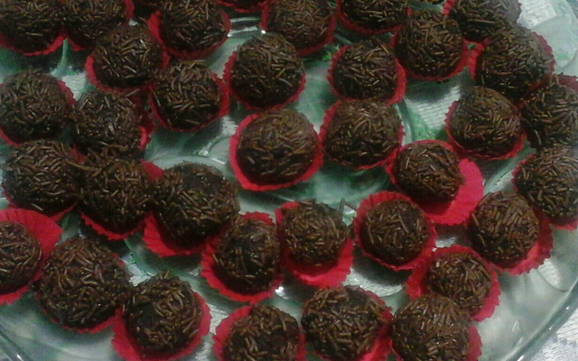 Brigadeiro de batata doce com chocolate