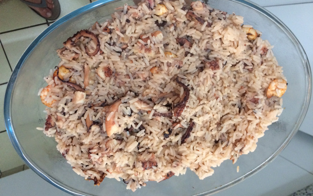 Arroz de polvo com camarão