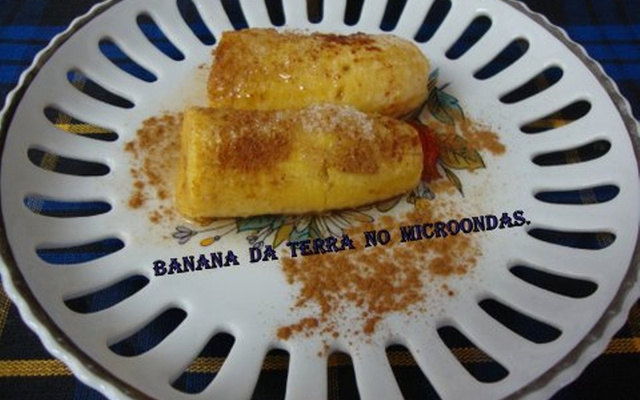 Banana da terra no micro-ondas do Lúcio Cezar