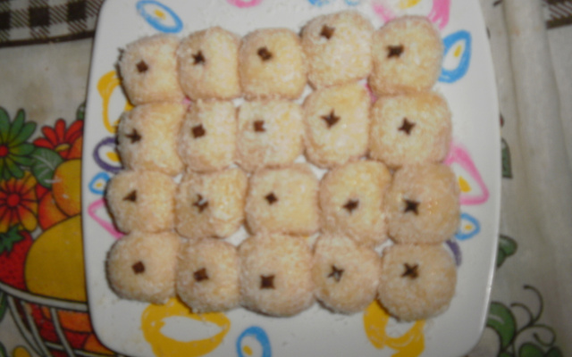 Brigadeiro branco de coco