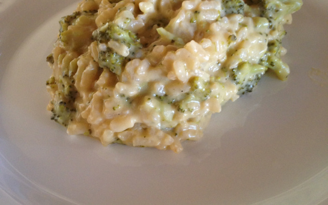 Risoto de brócolis com queijo minas